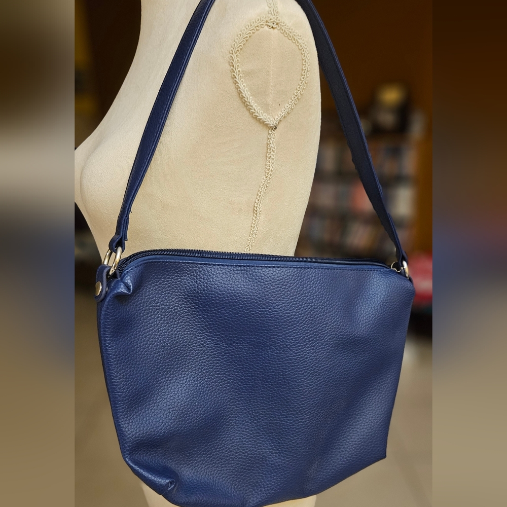 Avon Blue tote